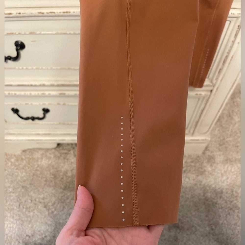 Lululemon Fast and Free High-Rise cropped leggings 20inch - Picture 6 of 11